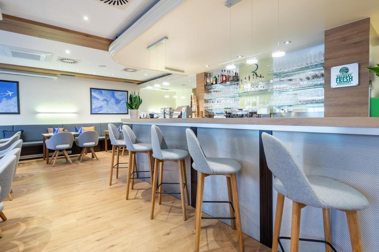 Das Reinisch Hotel - Near Vienna Airport Schwechat Ngoại thất bức ảnh