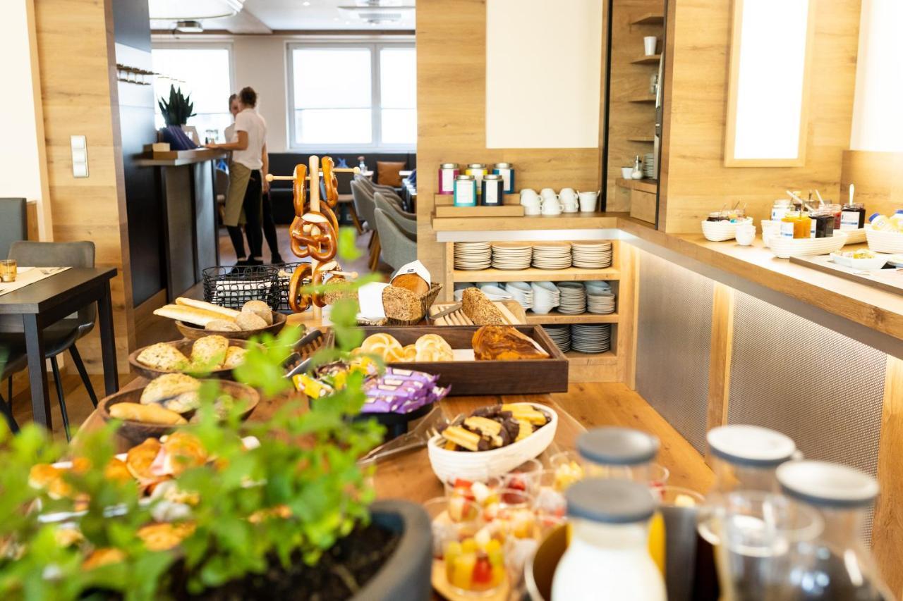 Das Reinisch Hotel - Near Vienna Airport Schwechat Ngoại thất bức ảnh