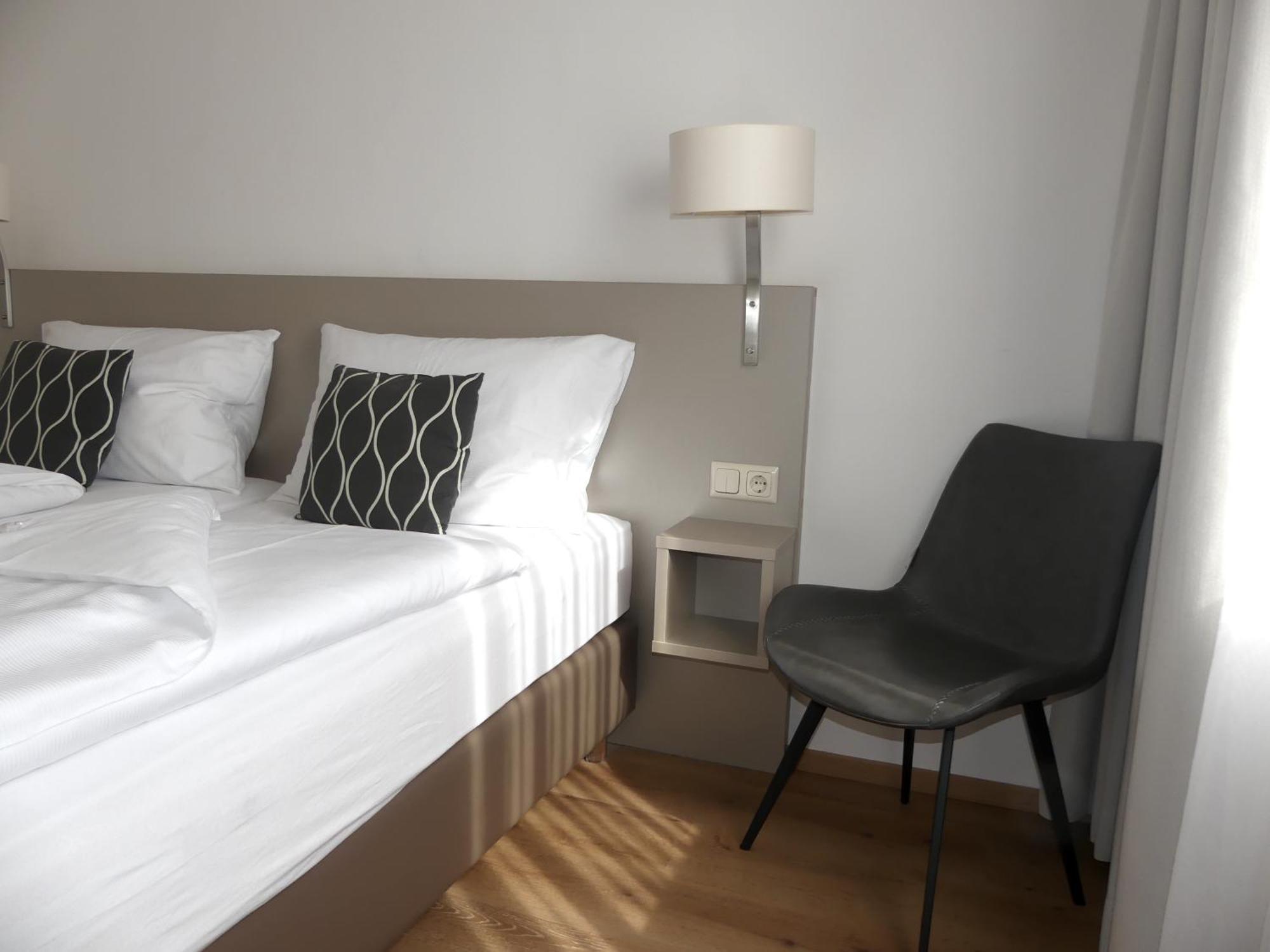 Das Reinisch Hotel - Near Vienna Airport Schwechat Ngoại thất bức ảnh